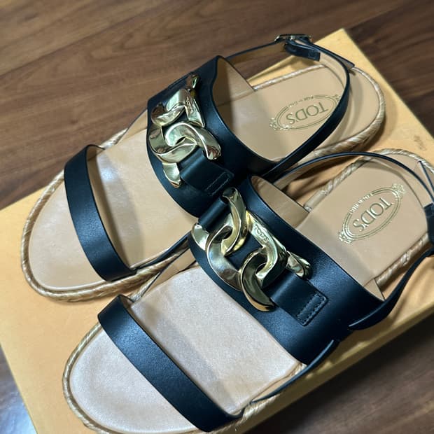 TOD's 가죽 샌들 240
