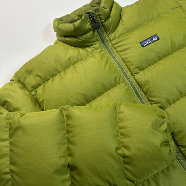 파타고니아 패커블 다운 그린 