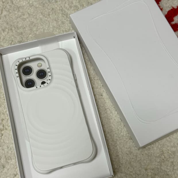 케이스티파이 아이폰 16 Pro 케이스 화이트