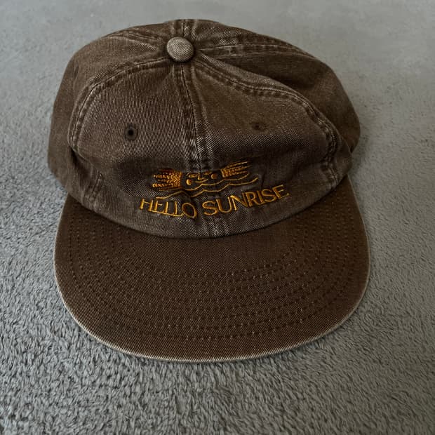 헬로우썬라이즈 볼캡