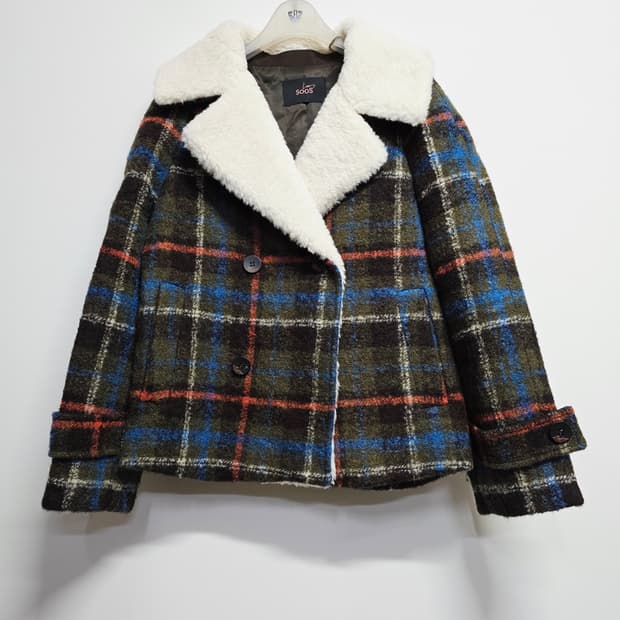 SOOS 체크 무늬 숏 코트 퍼 카라 자켓