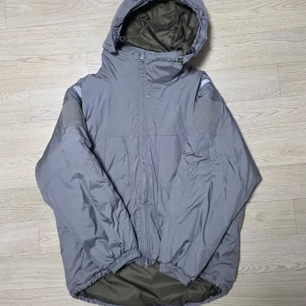 디스이즈네버댓 신슐레이트 헤비 패딩파카

m