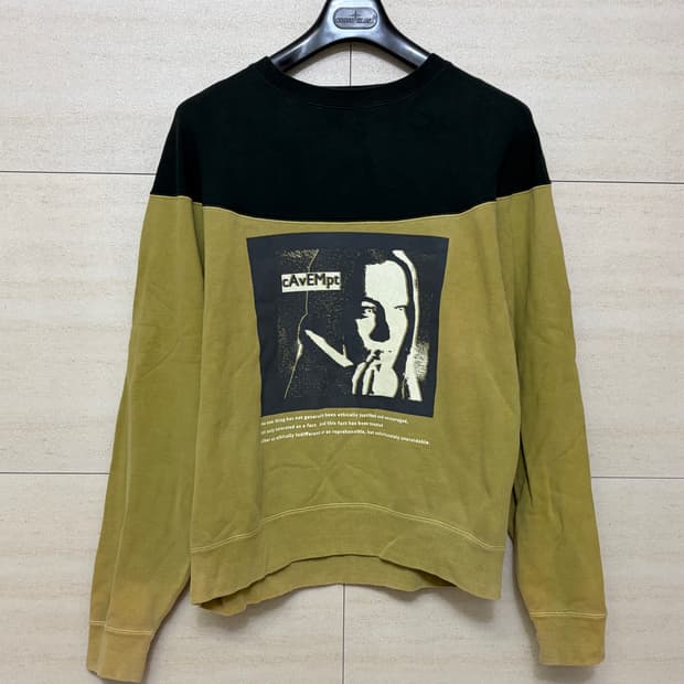 C.E ROUND SHOULDER CREW NECK