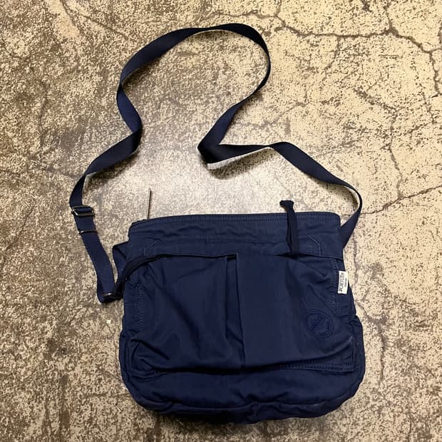 요시다 포터 네이비 크로스백