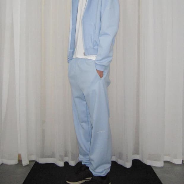 지초이 25-001 후드, 조거팬츠 셋업