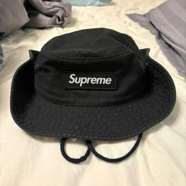 슈프림부니블랙23fw M-L