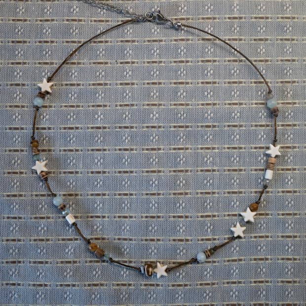 short wood star necklace 쇼트 우드 스타 목걸이