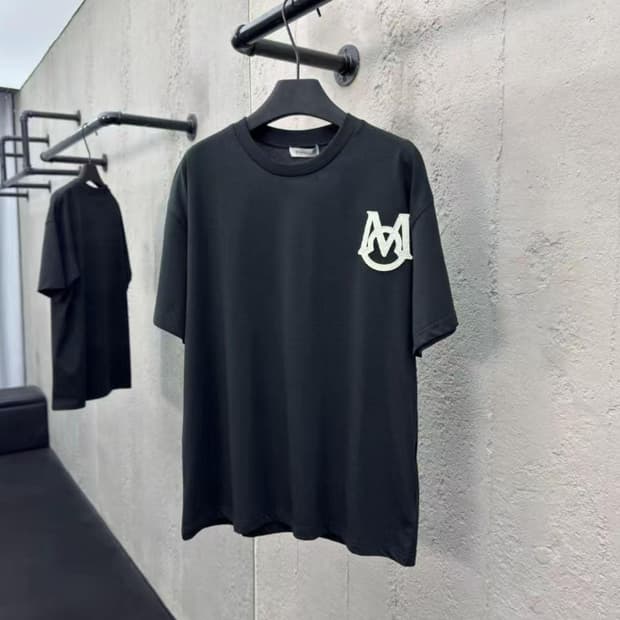 [몽클;레어] 새상품 / 반팔 / 약 105 사이즈