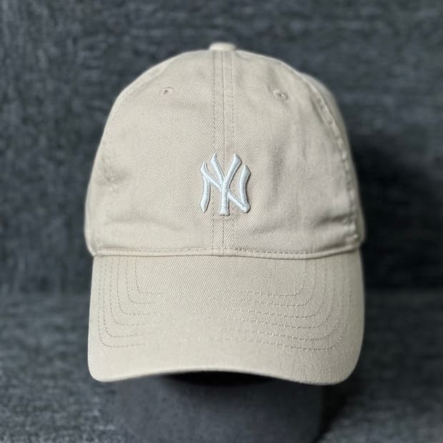 MLB 뉴욕 양키스 베이지 볼캡