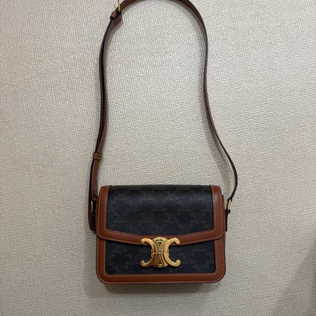 셀린느 트리옹프 틴 숄더백