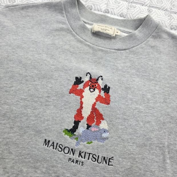 메종키츠네 폭스 자수 맨투맨 95