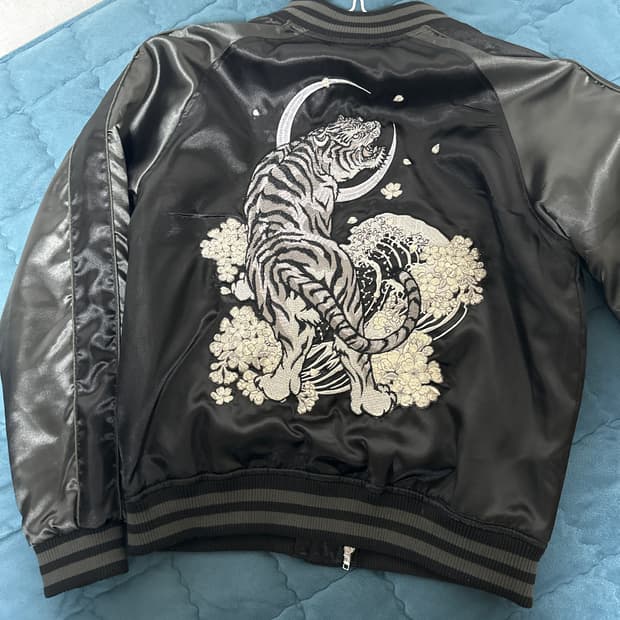 오보로 백호 자수 스카쟌 L