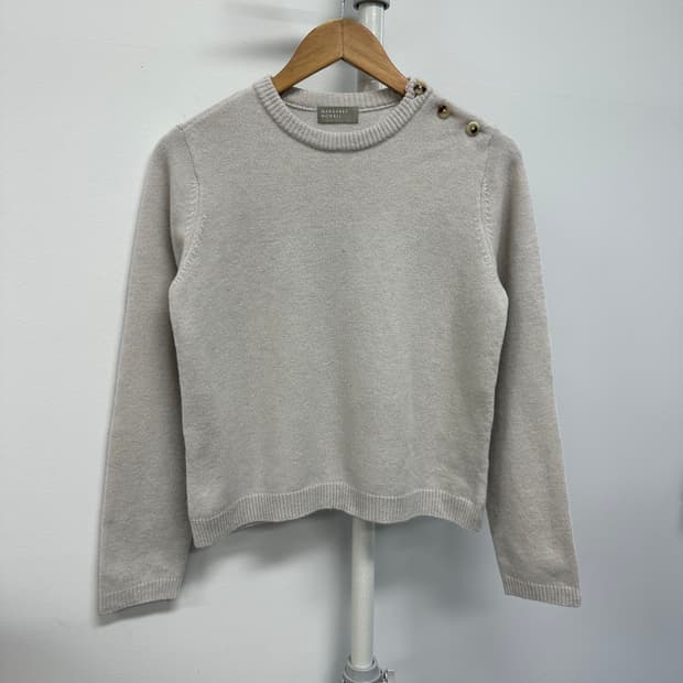 마가렛호웰 버튼 디자인 울 캐시미어 니트