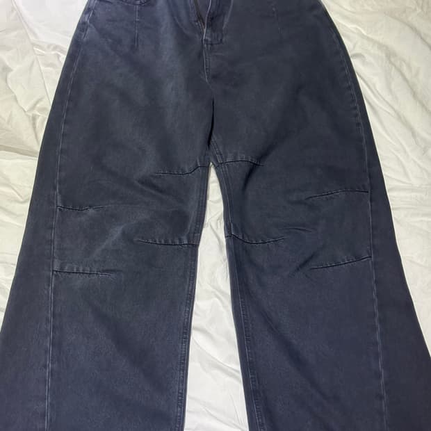 999휴머니티 AV PLEATS DYED DENIM PANTS  (2)