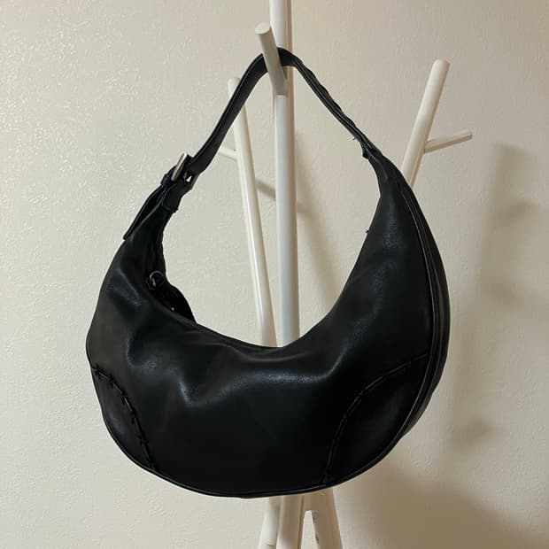 Ysaccs 와이색스 블랙 가죽 호보백 숄더백 미니백 y2k 가방