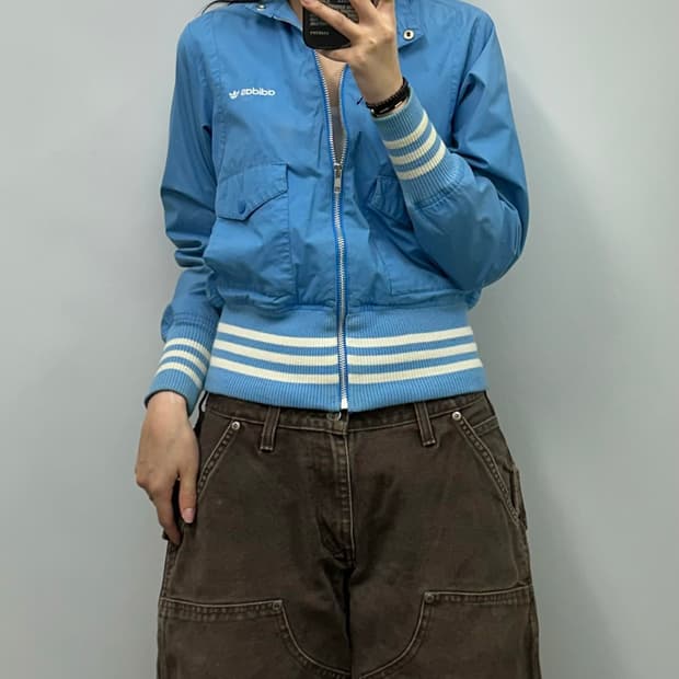 아디다스 일본버전 스카이블루 크롭 집업 자켓