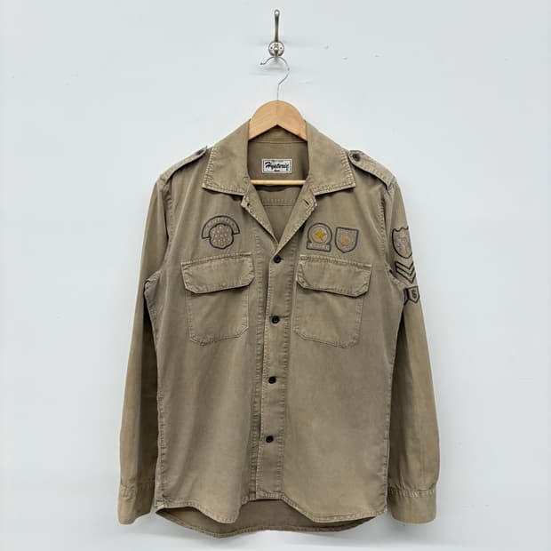 히스테릭 글래머 패치 셔츠 카키 남/S