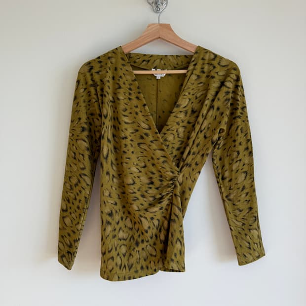 Made in italy 레오파드 비대칭 롱슬리브