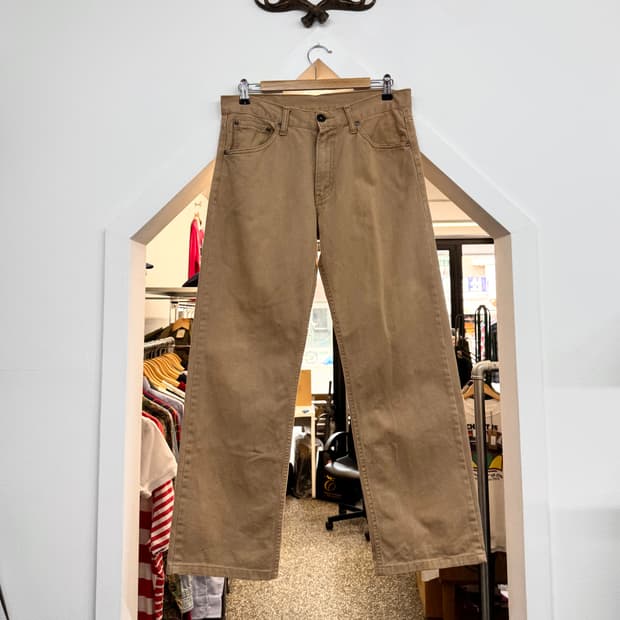 리바이스 브라운 슬림 스트레이트 진 (32)  