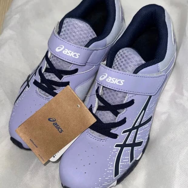 캐미컬스포츠 아식스 운동화 스니커즈  240 245