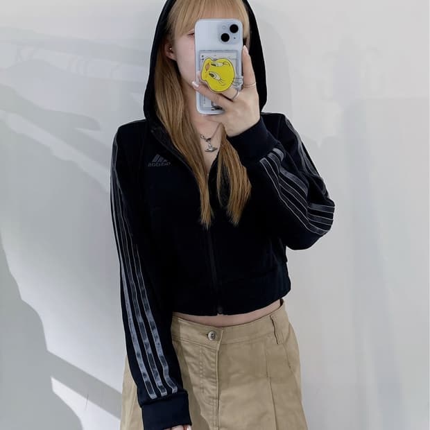 아디다스 스몰로고 블랙 크롭 후드집업