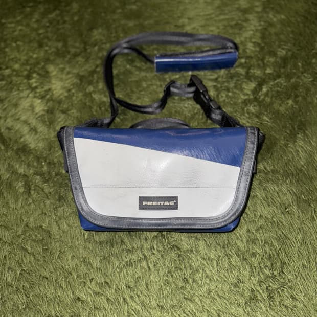 Freitag F153 JAMIE 프라이탁 제이미 크로스백 블루 화이트