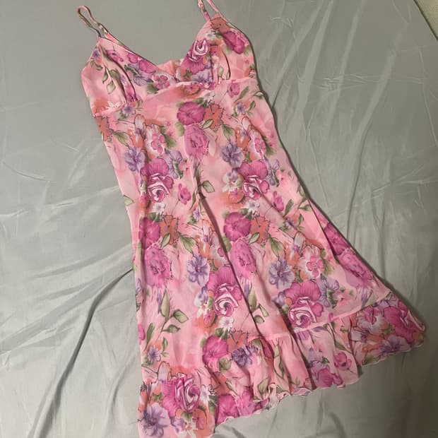✨vintage pink flowe pattern slip dress✨