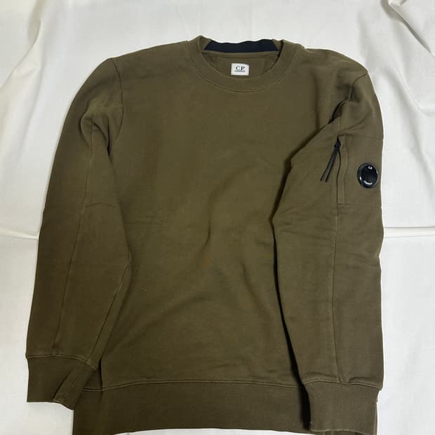 cp컴퍼니 맨투맨 xxl
