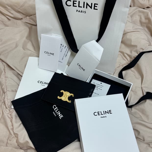 셀린느 트리오페 카드지갑 블랙