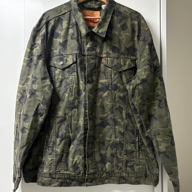 리바이스 카모 트러커 자켓