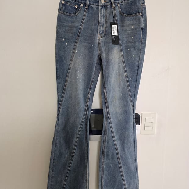 낫포너드 플레어진 L 새상품