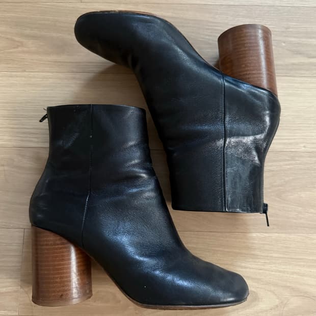 Maison Margiela 메종 마르지엘라 블랙 가죽 앵클 부츠 37.