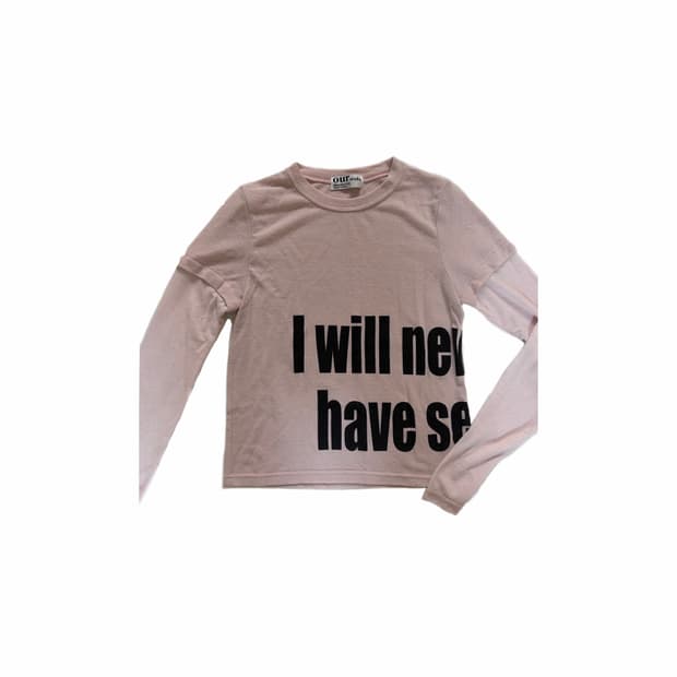 핑크 레이어드 레터링 긴팔티
