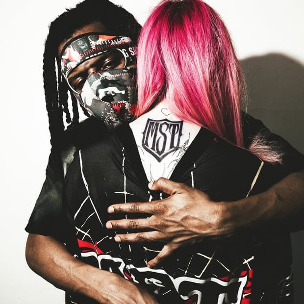 ( 레어 ) Missing Since Thursday 갱갱갱 방한마스크