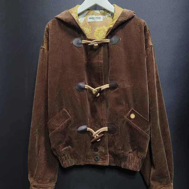 BLACK AND WHITE 블랙앤화이트 빈티지 코듀로이 떡볶이 숏자켓