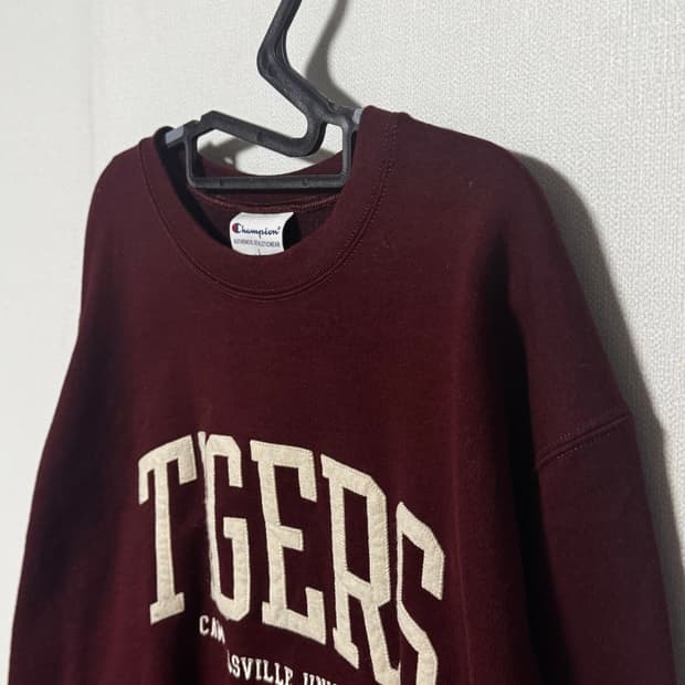 챔피온 버건디 Tigers 오버핏 맨투맨