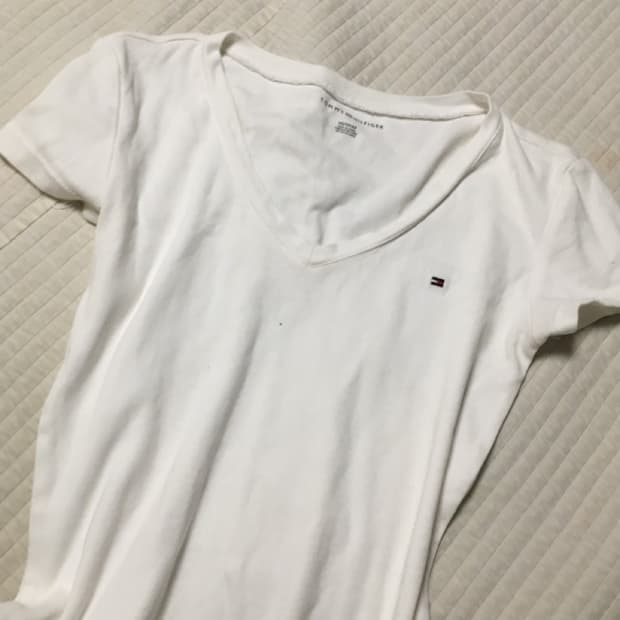 빈티지 타미힐미커 브이넥 슬림 반팔티 xs