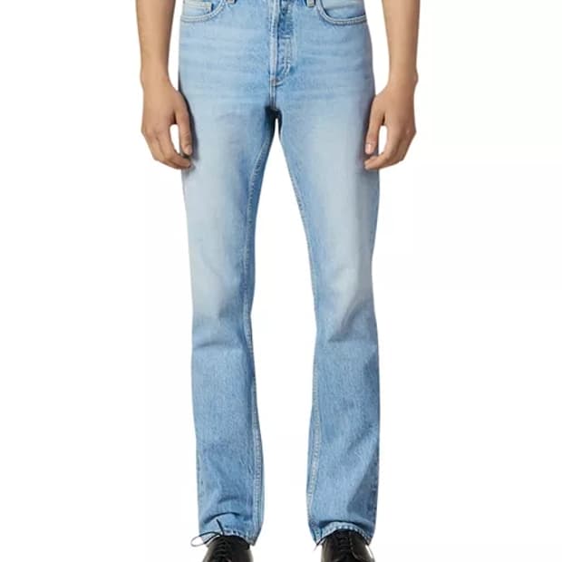 산드로 슬림핏 라이트 블루 데님 청바지