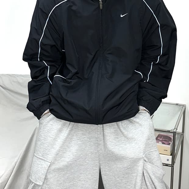 나이키 00s 블랙 바람막이 2XL