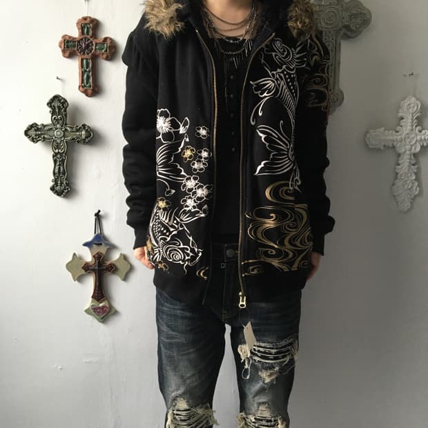 Fake fur hood oriental printing zip up