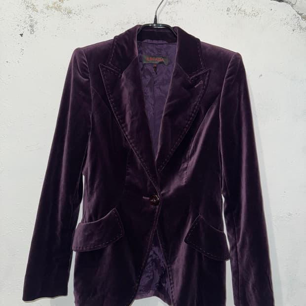 ESCADA 퍼플 벨벳 자켓(34)