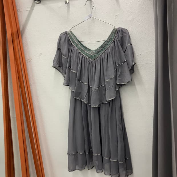 베이비퍼플 프릴 드레스