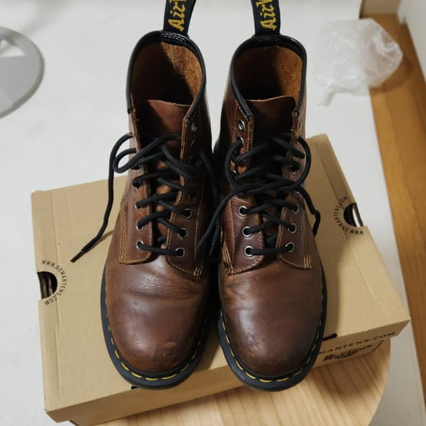 닥터마틴 1460 버터스카치  부츠 260