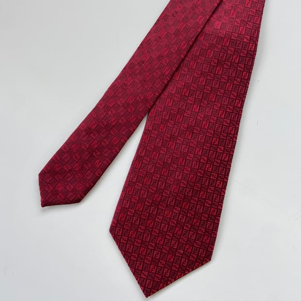 펜디(FENDI) 모노그램 신형라벨 명품 정품 넥타이