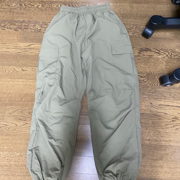 블랙스미스 베이지 나일론 카고팬츠 os