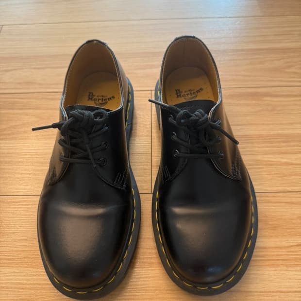 닥터마틴 스무스 240 실착 2회