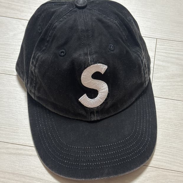 슈프림 피그먼트 S로고 볼캡