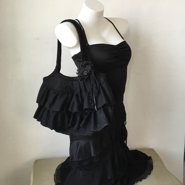  corsage point shoulder bag