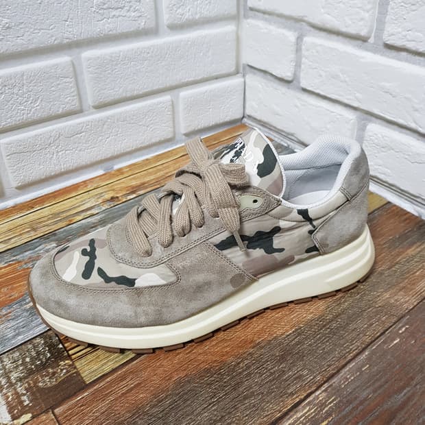 [7/260/정품] 프라다 카모 스웨이드 스니커즈