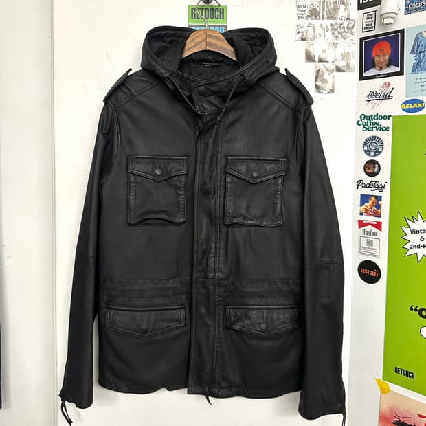 엠포리오 알마니 양가죽 후드 자켓